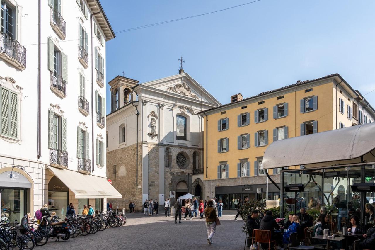 Centro Storico - Leonardo House Apartment Bergamo Bagian luar foto