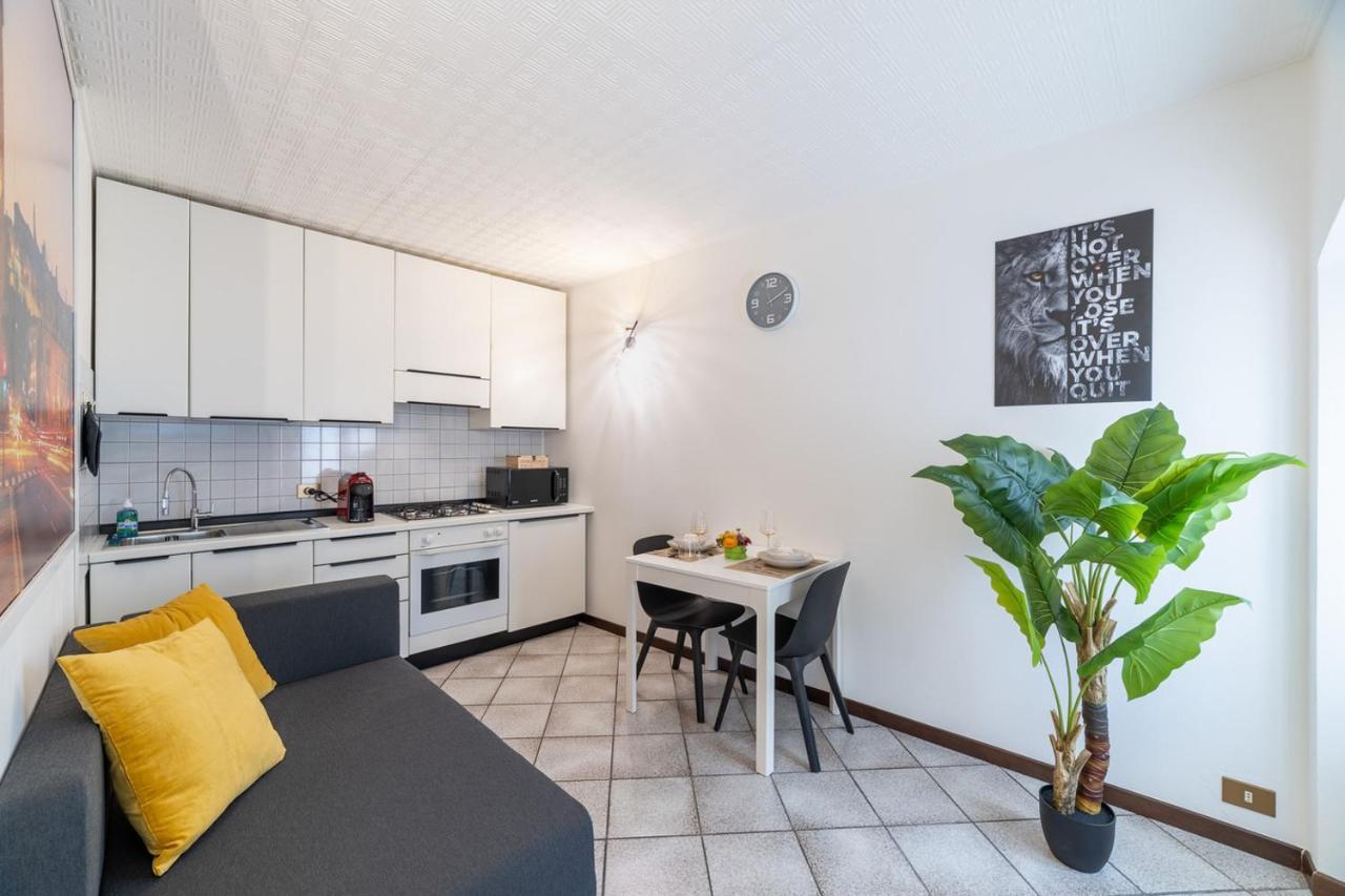 Centro Storico - Leonardo House Apartment Bergamo Bagian luar foto